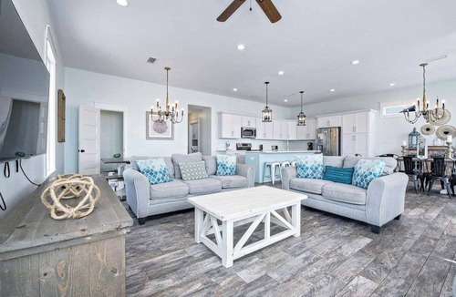 Southpointe House | Coast Is Clear Gulf Front 7 Bedroom 7.5 Bath Beach house with private Pool By Prickett Properties