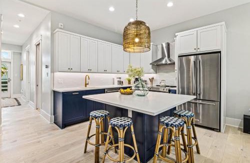 Cinnamon Shore Apartment | Coast Is Clear TC 6202