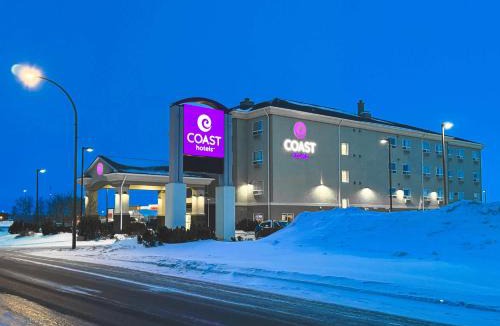 Weyburn Hotel | Coast Weyburn Hotel