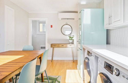 Marblehead House | Coastal 2-bedroom house in beautiful Marblehead with AC, WiFi