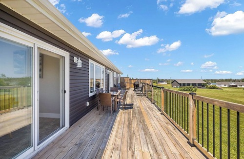 Brackley Beach House | Coastal 4BR Getaway w/Water Views, 2 Min to Brackley Beach