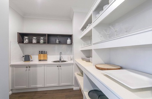 Killcare Heights House | Coastal Ambience by HolidayCo.