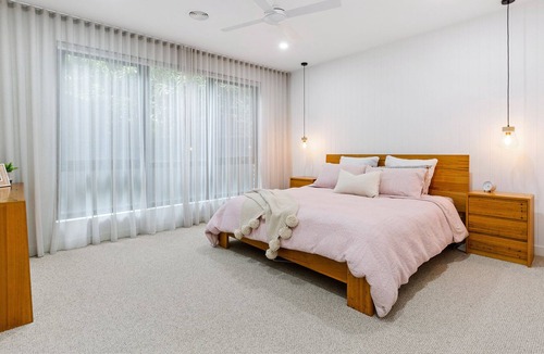 Mornington House | Coastal Architectural Elegance