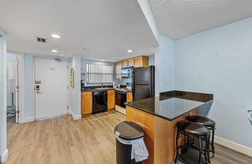 Belle Vista Condo | Coastal Beach Condo | Pool + Jacuzzi | Beach Access