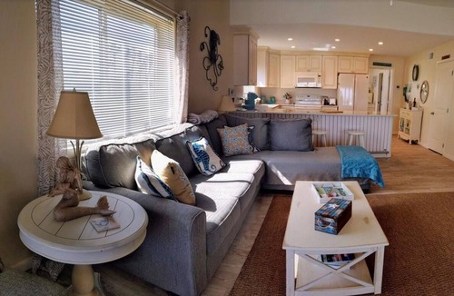 O'byrne House | Coastal Beachfront Haven