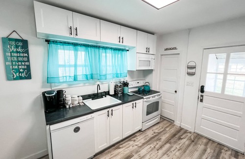 Niantic House | Coastal Black Point Beach House