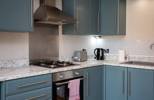 Whitley Bay Apartment | Coastal Bliss: 2-Bed Apartment