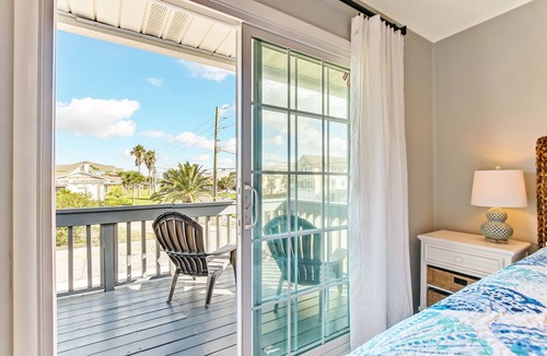 Ocean Cay House | Coastal Blue #1 - Cozy, Updated and Just Off Fletcher Avenue!