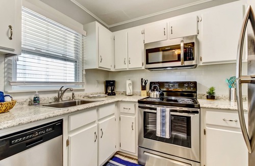 Ocean Cay House | Coastal Blue #3 - Beachside Townhouse Close to Everything!