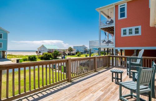 Long Beach House | Coastal Breeze by Oak Island Accommodations