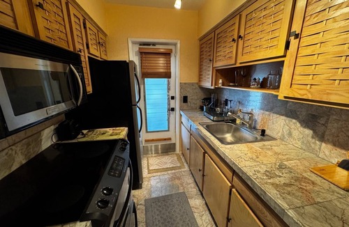 Pompano Beach Condo | Coastal Breeze Hideaway