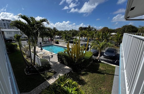 Pompano Beach Condo | Coastal Breeze Hideaway