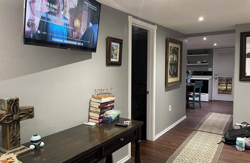 Aransas Pass House | Coastal Casita Mi Casa es Su Casa - Sleeps 4 comfortably up to 6.