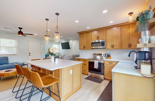 Ogden House | Coastal charm awaits-your perfect retreat for beachside memories & relaxation