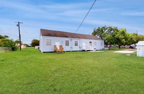 Ingleside House | Coastal Charm Cottage