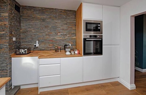 Holland-On-Sea House | Coastal Charm In Clacton On Sea