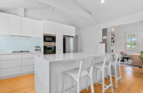 Sorrento Hotel | Coastal Charm in Prime Position