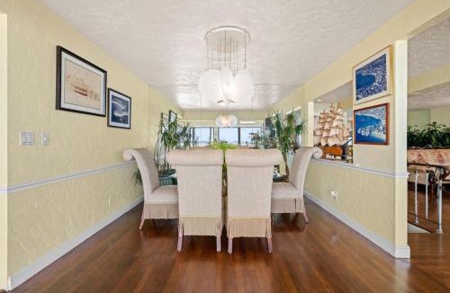 Swampscott House | Coastal Charm Lobster Chateau