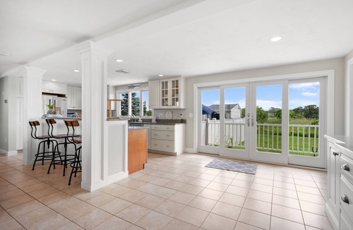 Sagamore Beach House | Coastal Chic: Sagamore Beach & Private Pool