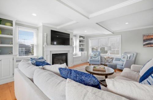 Sagamore Beach House | Coastal Chic: Sagamore Beach Private Pool