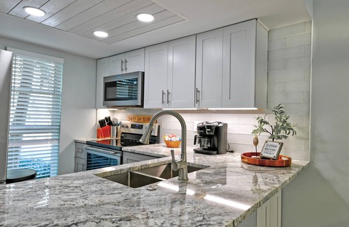 Whitney Beach Condo | Coastal Comfort - Beach Castle #23 by RVA