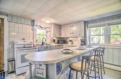 Buzzards Bay House | Coastal Comfort Near the Bay! 'Buttermilk Cottage'