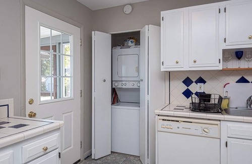 Ocean Pines Cottage | Coastal Cottage in Ocean Pines on the Bay near OC Beaches