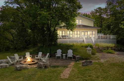 Stevensville House | Coastal Cottage by Juniper Holiday + Home