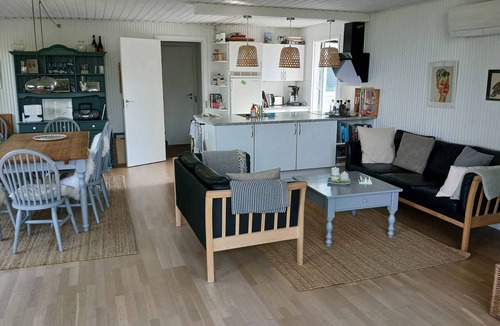 Vemmenæs House | Coastal cottage charm with room for the family