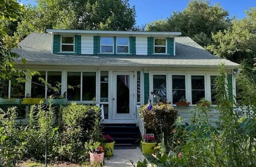 Newport House | Coastal cottage core with views of and access to Bogue Sound.