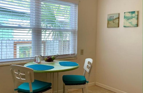 Disston Heights Villa | Coastal Cottage