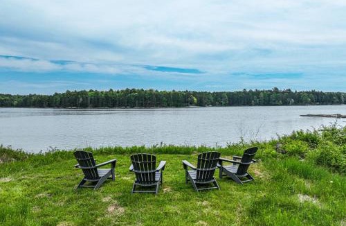 Waldoboro House | Coastal Cottage
