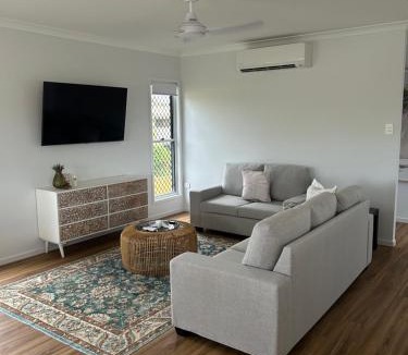 Moore Park Beach House | Coastal Escape