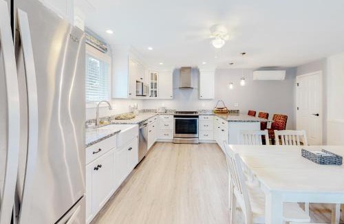 York Beach House | Coastal Gem