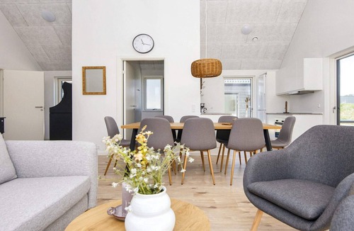 Kongsmark House | Coastal Group Holiday Home in Romo