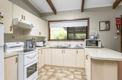 Long Beach House | Coastal Haven in Long Beach