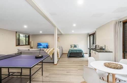 Long Beach House | Coastal Haven in Long Beach