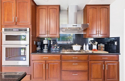 Del Mar Heights House | Coastal Haven |King suite|5 min to beach|Garden