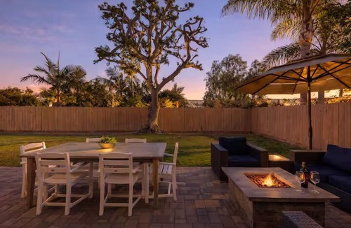 Del Mar Heights House | Coastal Haven |King suite|5 min to beach|Garden