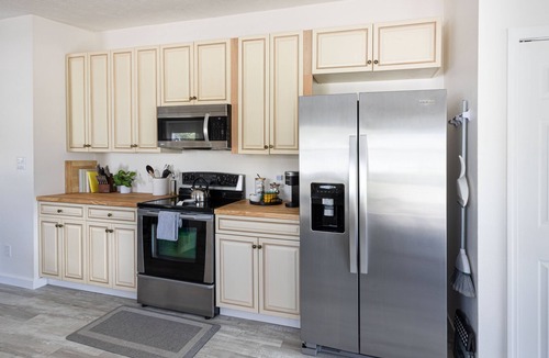 Biggar House | Coastal Haven - Minutes Away From The Beach!