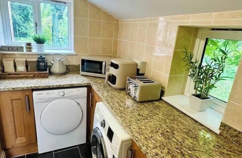 Langdon House | Coastal Haven Retreat in Eythorne