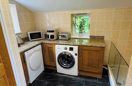 Langdon House | Coastal Haven Retreat in Eythorne