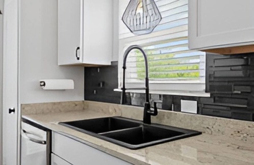 Rockport Apartment | Coastal Haven: Sleeps 7!