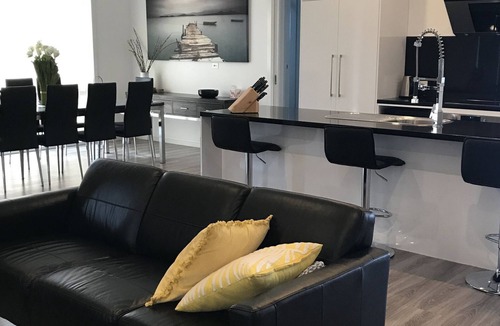 Apollo Bay House | Coastal Hide Away - Relax and Enjoy Tranquility