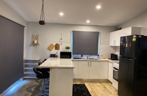 Toukley House | Coastal Hideaway by Lake