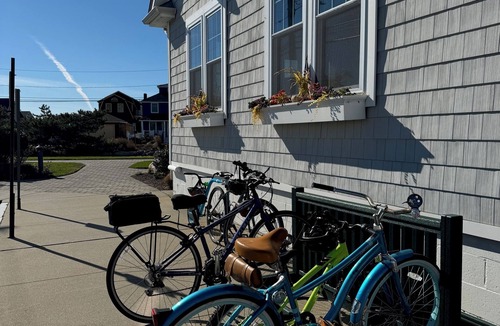 Groton Long Point House | Coastal Home in Beach Community w/Ocean Views