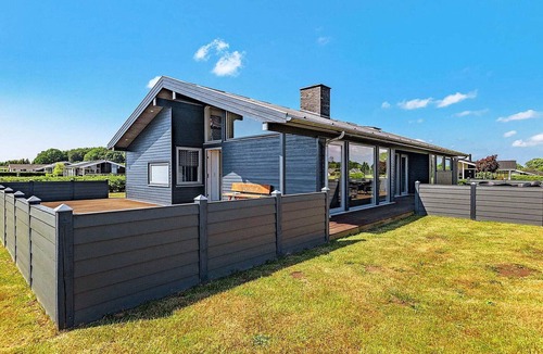 Spodsbjerg House | Coastal Home with Spa and Sauna