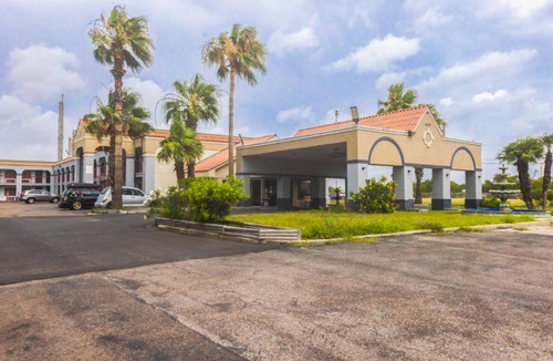 Central City Hotel | Coastal Inn Corpus Christi