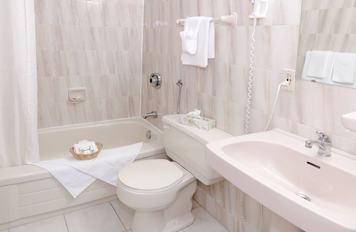 Dartmouth Hotel | Coastal Inn Dartmouth