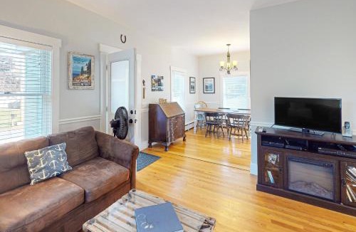 Hall Quarry House | Coastal Joy